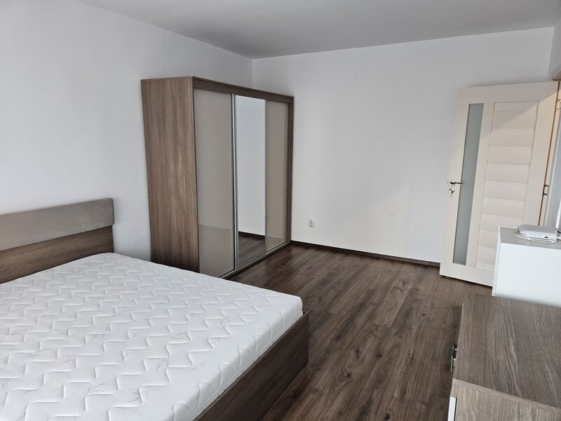 Aleea Codlea, proprietar, garsoniera 36 mp, bloc mixt, langa Mega Mall